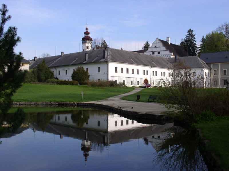 Rekreacni Komplex Losinka Velke Losiny Exterior photo